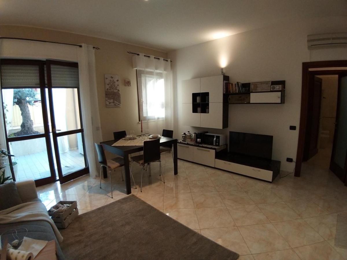 Sophia' S House Appartamento Quartello Quartu Sant'Elena Exterior photo